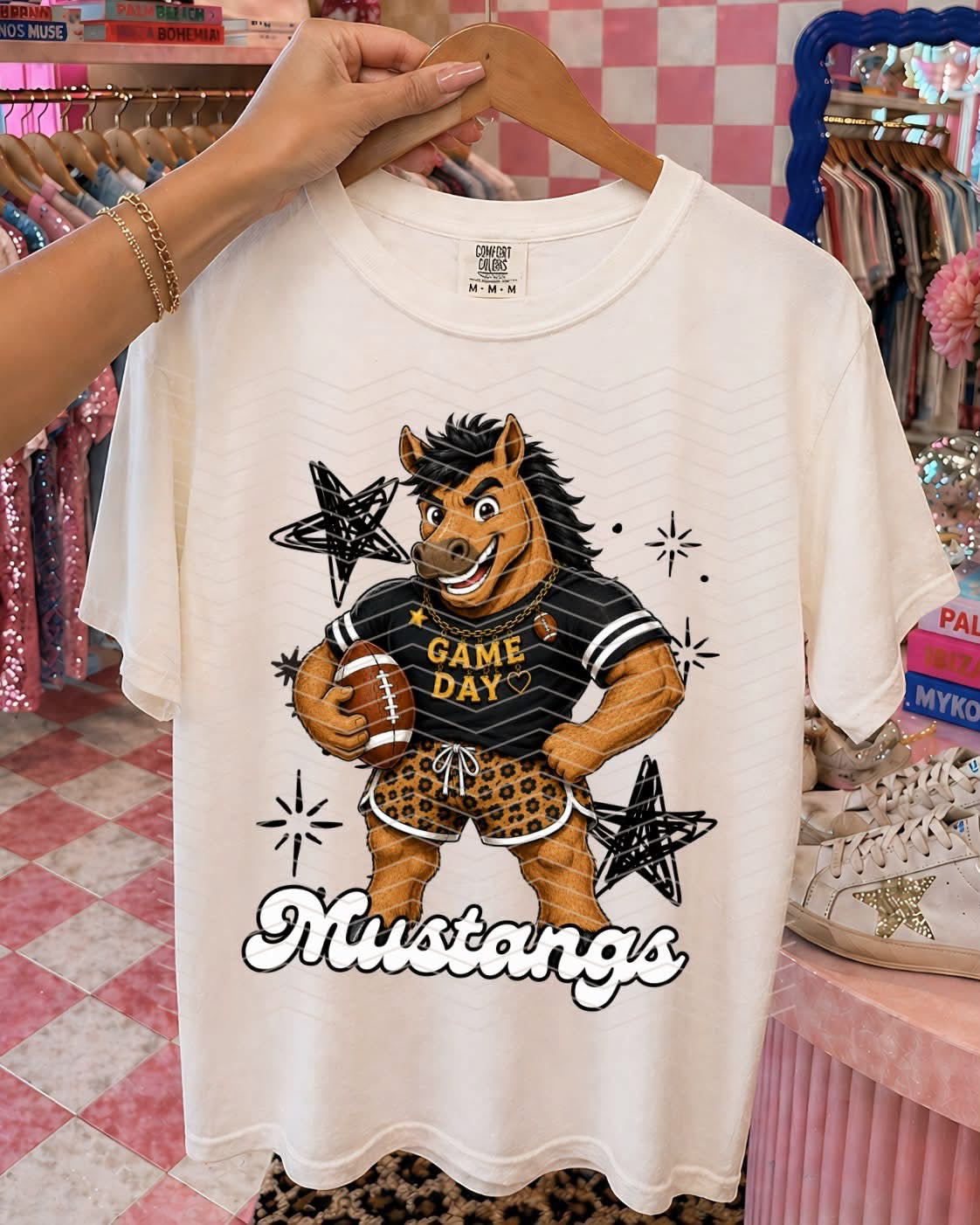 Chic Mustangs Mascot